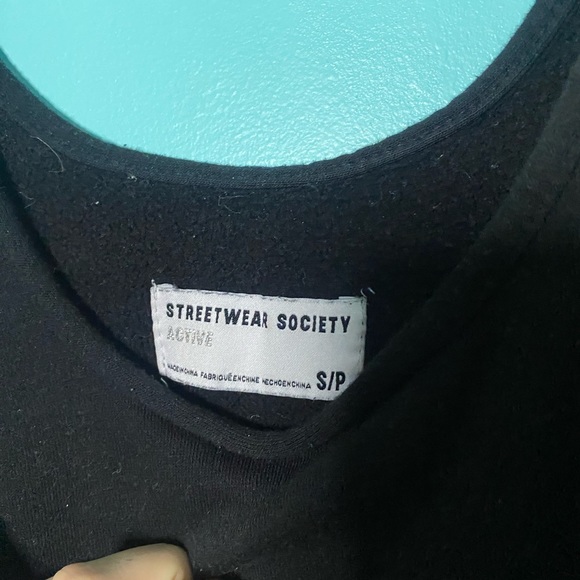 ❤️🔥3/30❤️🔥 urban planet crop top - Picture 8 of 13